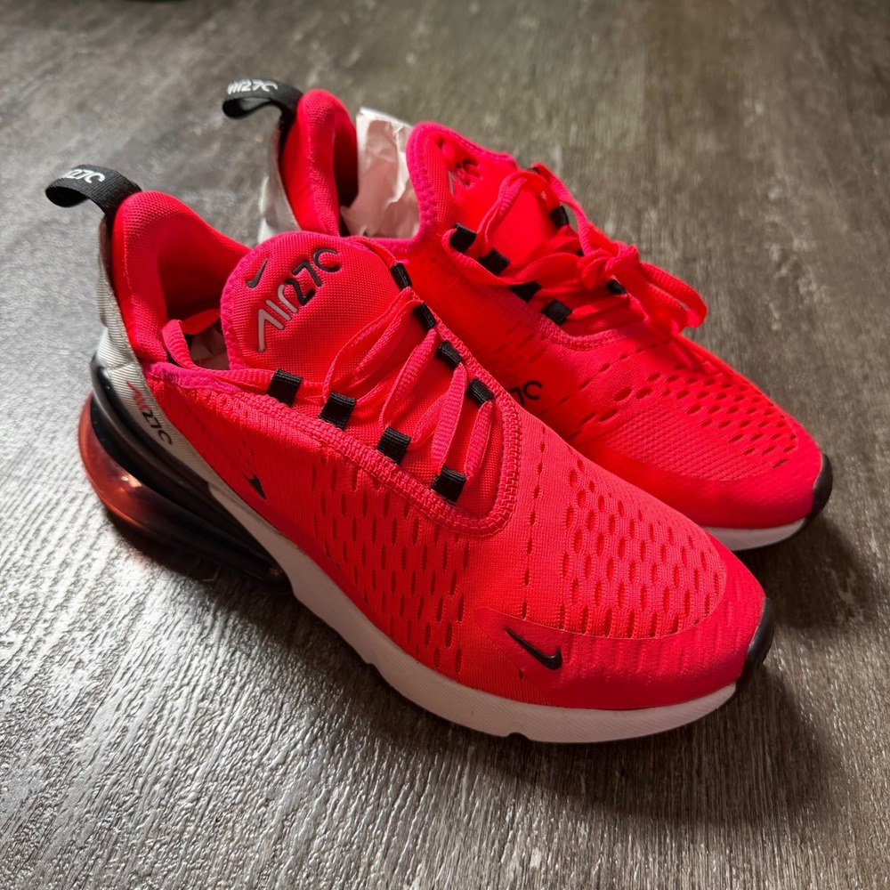 Nike Air Max 270 Kids 6Y / 8W Infrared Black White Mesh Running Shoes